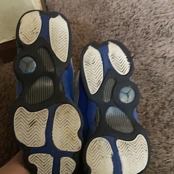 I’m selling sum 13s - Picture 2 of 4